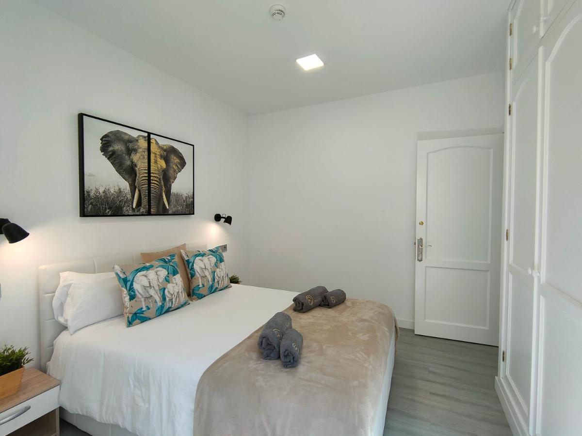 Canarian Holiday Home - Yumbo Luxury Apartment Маспаломас Екстериор снимка