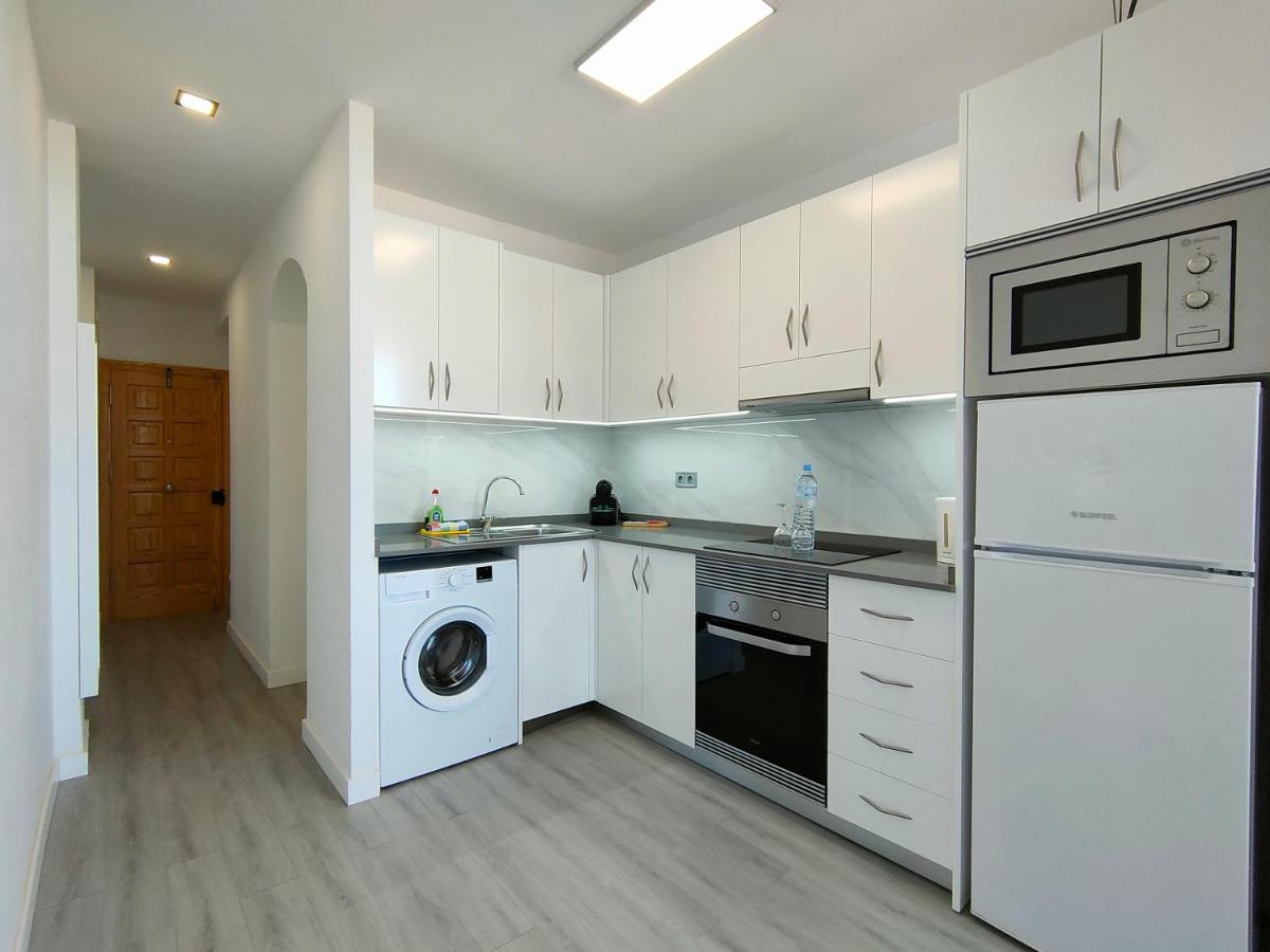 Canarian Holiday Home - Yumbo Luxury Apartment Маспаломас Екстериор снимка